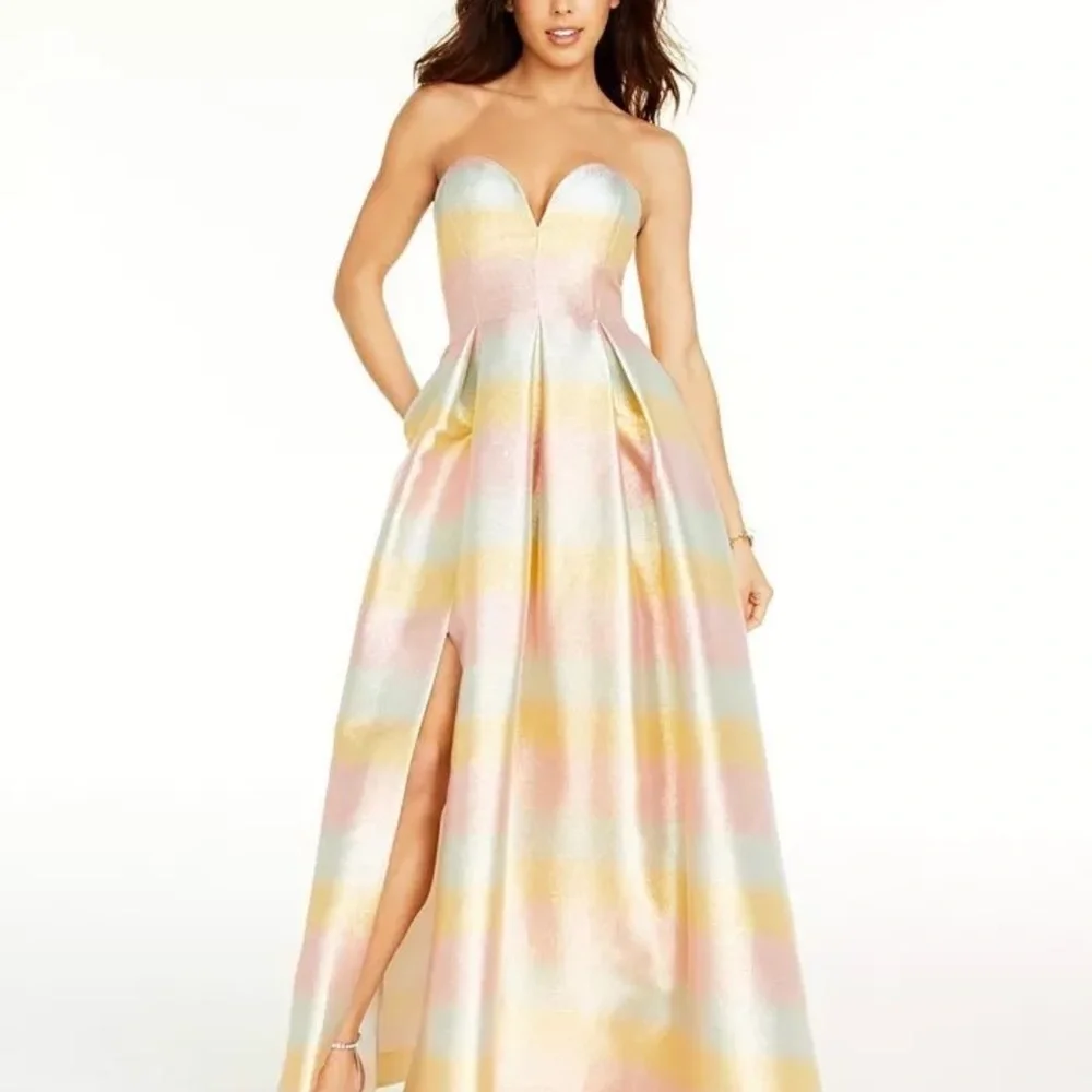 Betsey Johnson Metallic Gown Size 8 Rainbow Sweetheart-Neck Strapless Prom Dress - Picture 3 of 15